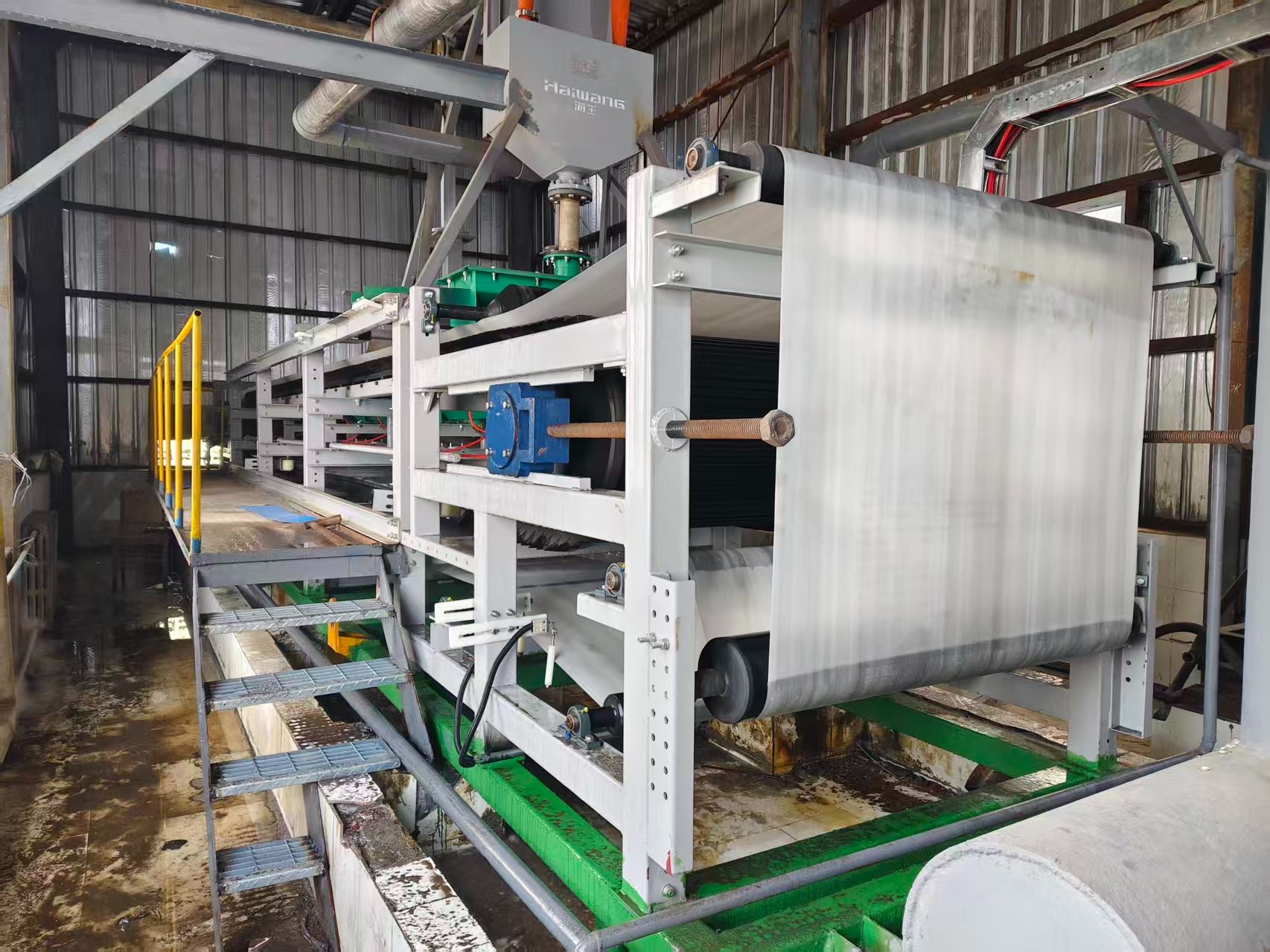 带式真空过滤机不吸料或吸料速度慢的原因及处理方法？